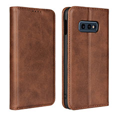 Handytasche Stand Schutzhülle Flip Leder Hülle T07 für Samsung Galaxy S10e Braun