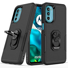 Silikon Hülle Handyhülle und Kunststoff Schutzhülle Hartschalen Tasche mit Magnetisch Fingerring Ständer MQ1 für Motorola Moto G82 5G Schwarz