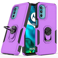 Silikon Hülle Handyhülle und Kunststoff Schutzhülle Hartschalen Tasche mit Magnetisch Fingerring Ständer MQ1 für Motorola Moto G82 5G Violett