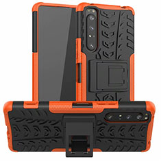 Silikon Hülle Handyhülle und Kunststoff Schutzhülle Hartschalen Tasche mit Ständer für Sony Xperia 1 II Orange