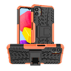 Silikon Hülle Handyhülle und Kunststoff Schutzhülle Hartschalen Tasche mit Ständer JX1 für Samsung Galaxy M13 5G Orange