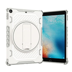 Silikon Hülle Handyhülle und Kunststoff Schutzhülle Hartschalen Tasche mit Ständer L09 für Apple New iPad 9.7 (2018) Grau