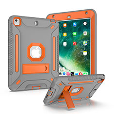 Silikon Hülle Handyhülle und Kunststoff Schutzhülle Hartschalen Tasche mit Ständer YJ2 für Apple iPad Mini 4 Grau