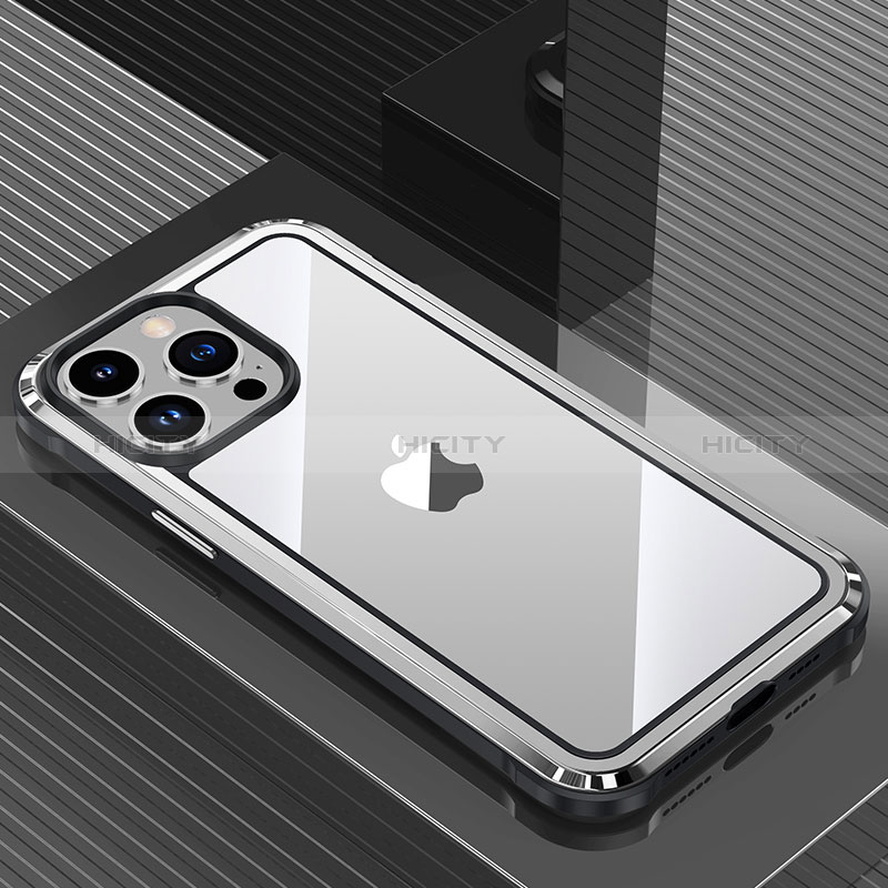 Handyhülle Hülle Luxus Aluminium Metall und Silikon Rahmen Tasche QC1 für Apple iPhone 13 Pro Max Silber Plus