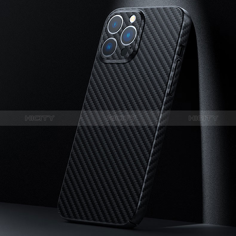 Kohlefaser Hülle Handyhülle Luxus Schutzhülle Flexible Tasche Köper C02 für Apple iPhone 16 Pro Schwarz