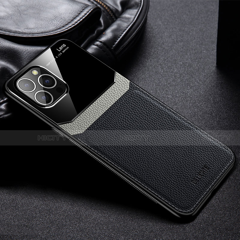 Silikon Hülle Handyhülle Gummi Schutzhülle Flexible Leder Tasche Z02 für Apple iPhone 15 Pro groß