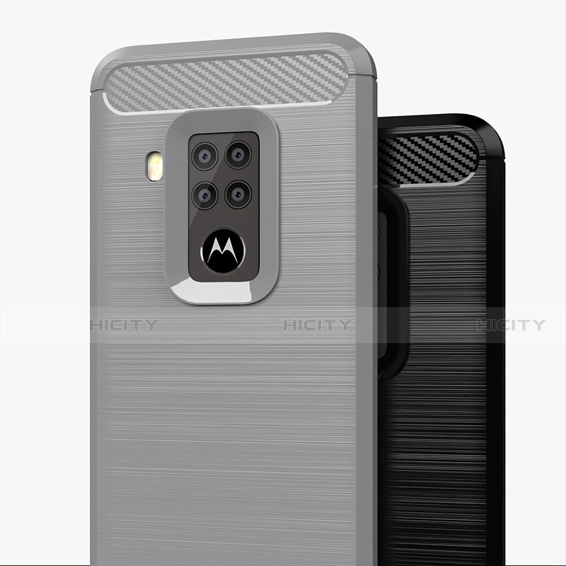 Silikon Hülle Handyhülle Gummi Schutzhülle Flexible Tasche Line für Motorola Moto One Zoom groß