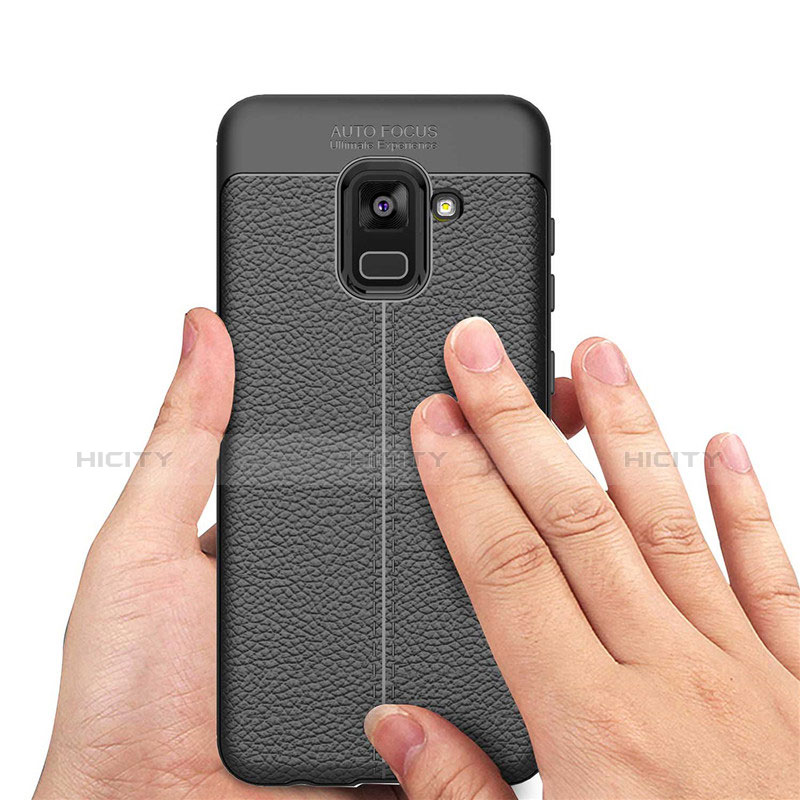 Silikon Hülle Handyhülle Gummi Schutzhülle Leder W01 für Samsung Galaxy A5 (2018) A530F Schwarz
