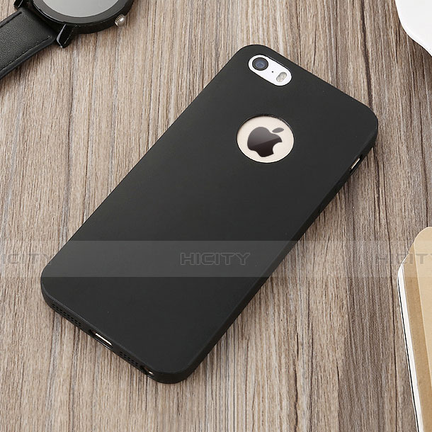 Silikon Hülle Handyhülle Gummi Schutzhülle Loch für Apple iPhone 5 Schwarz groß