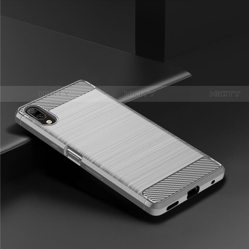 Silikon Hülle Handyhülle Gummi Schutzhülle Tasche Köper für Sony Xperia L3 groß